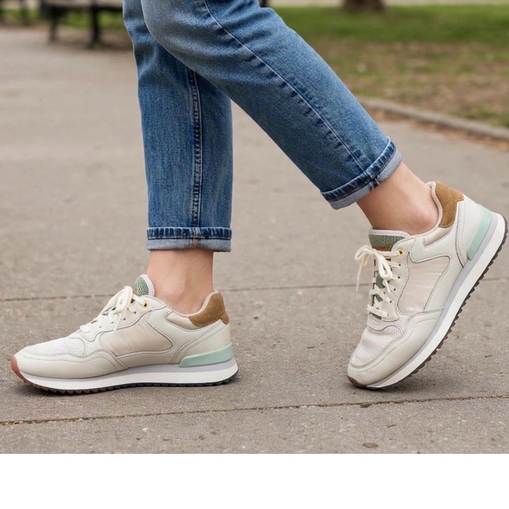 Hoff White and Gray Low-Top Sneakers with Suede/leather and Mesh
